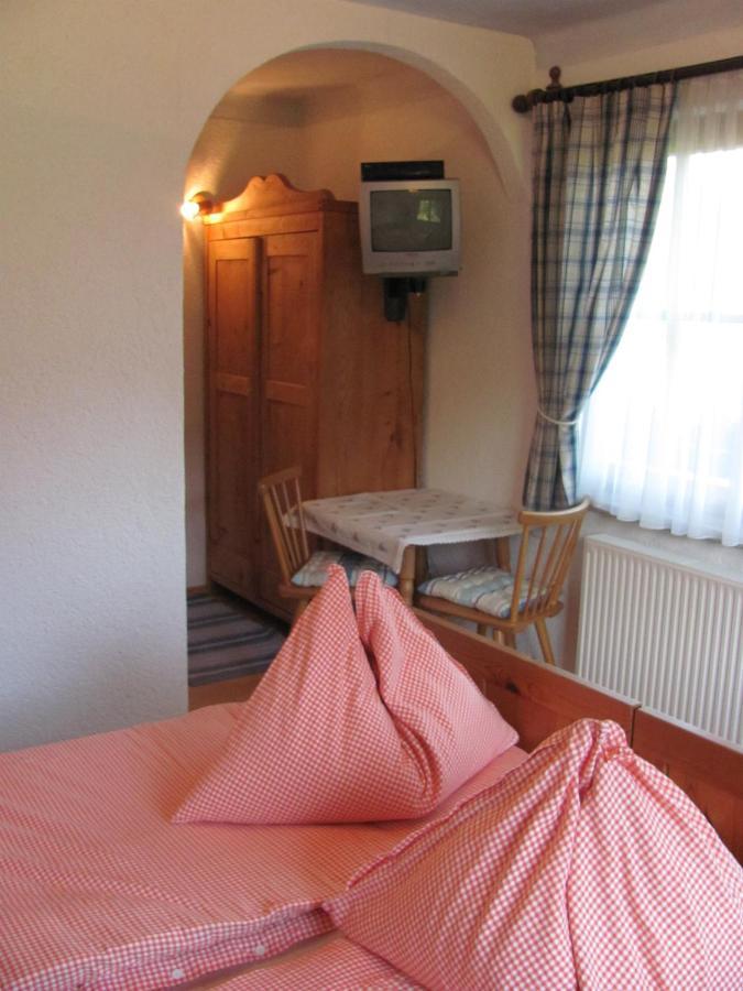 "Hochegg" Hotel Faistenau Room photo